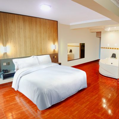 Presidencial con Jacuzzi